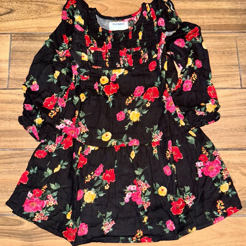 Old Navy Kids Sz 5 Long Sleeve Black Dress with Red/Yellow/Pink/Green Flowers